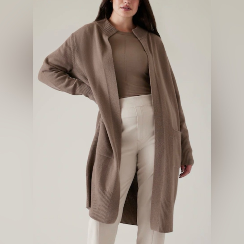 Athleta Alpine Spirit Wrap